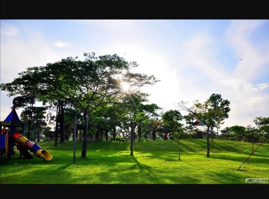Skyloft Cozy #1 Aeon Loon Sing Bukit Indah Apartment Johor Bahru 0*,  Malaysia